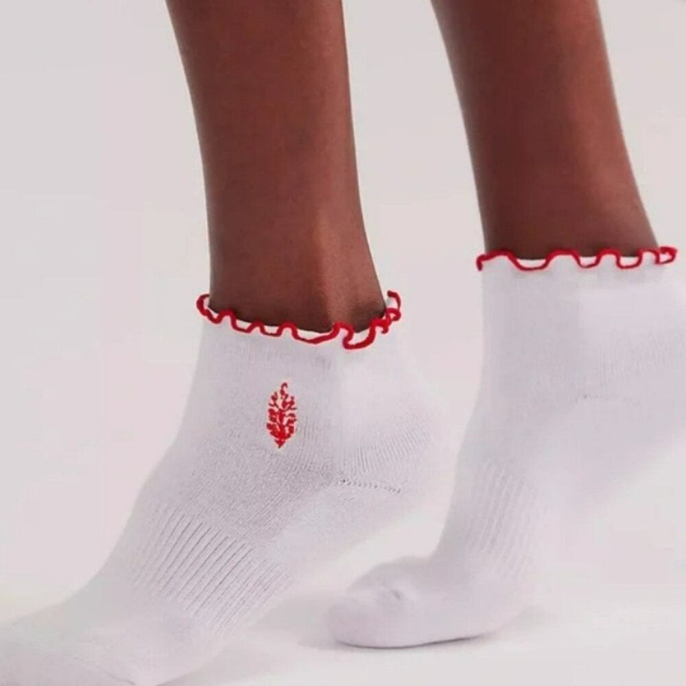 NWT Free People Movement Ruffle Sport Socks